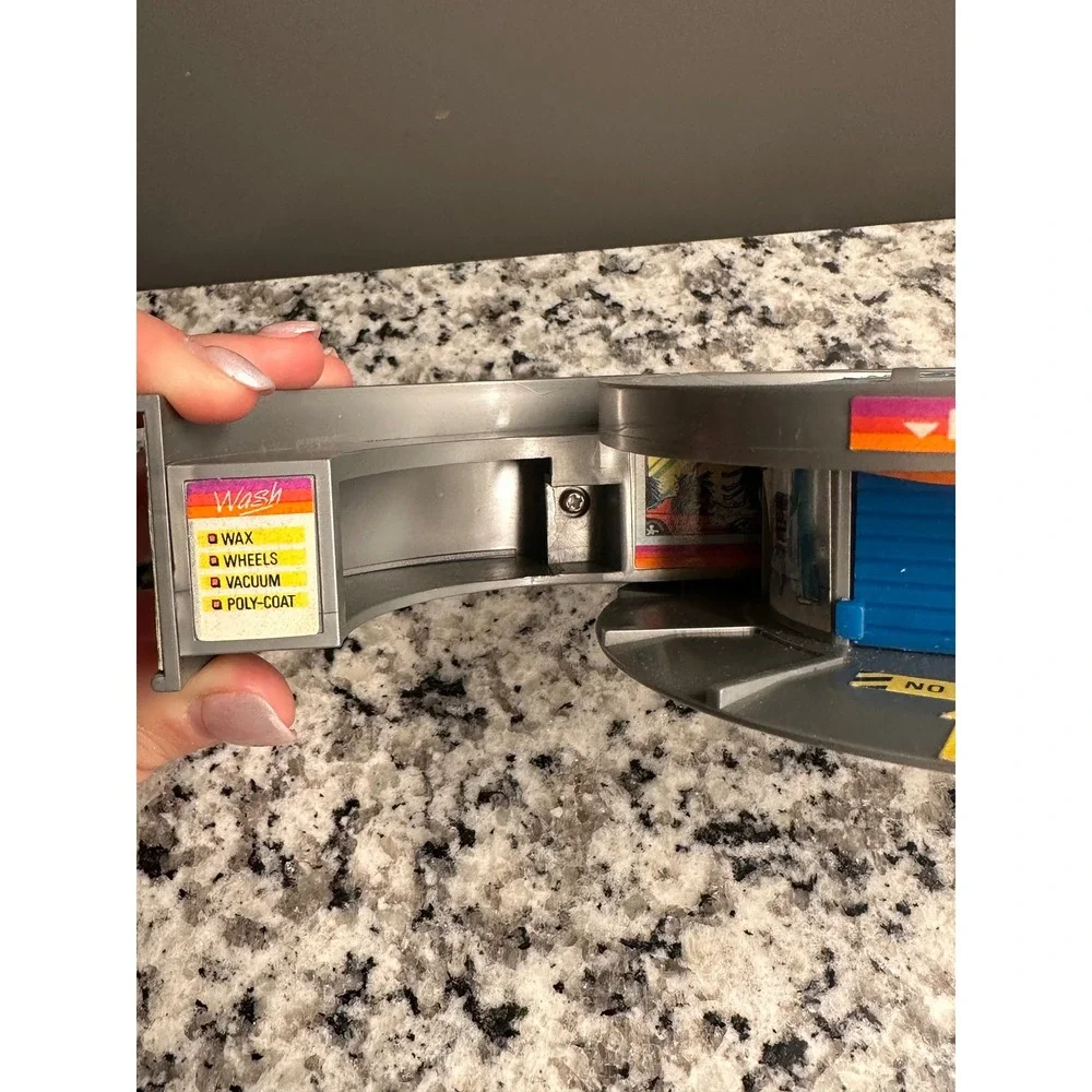 (1989)‎ Micro Machines Car Wax 